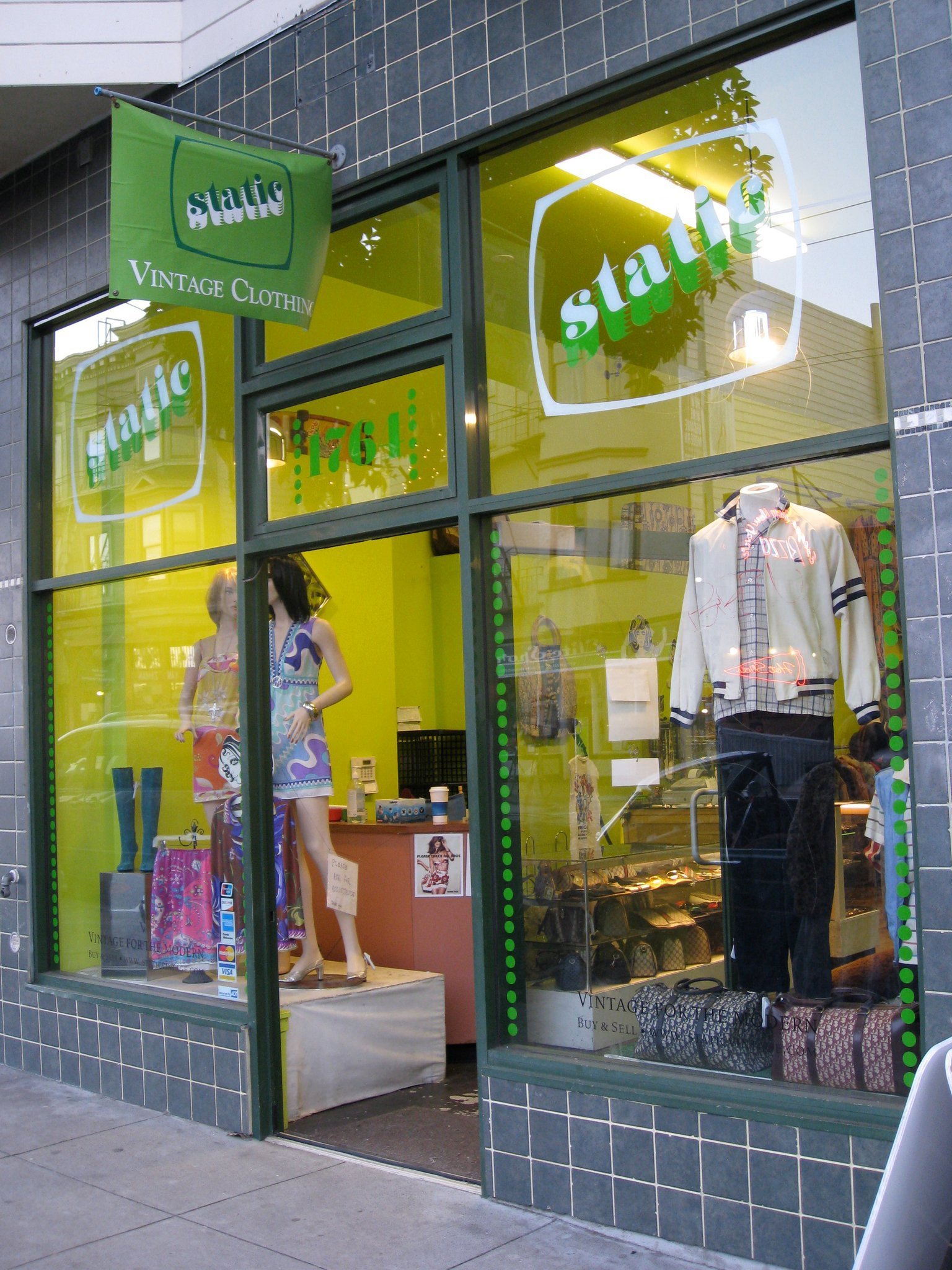 7 Best Thrift Stores in San Francisco Aceable